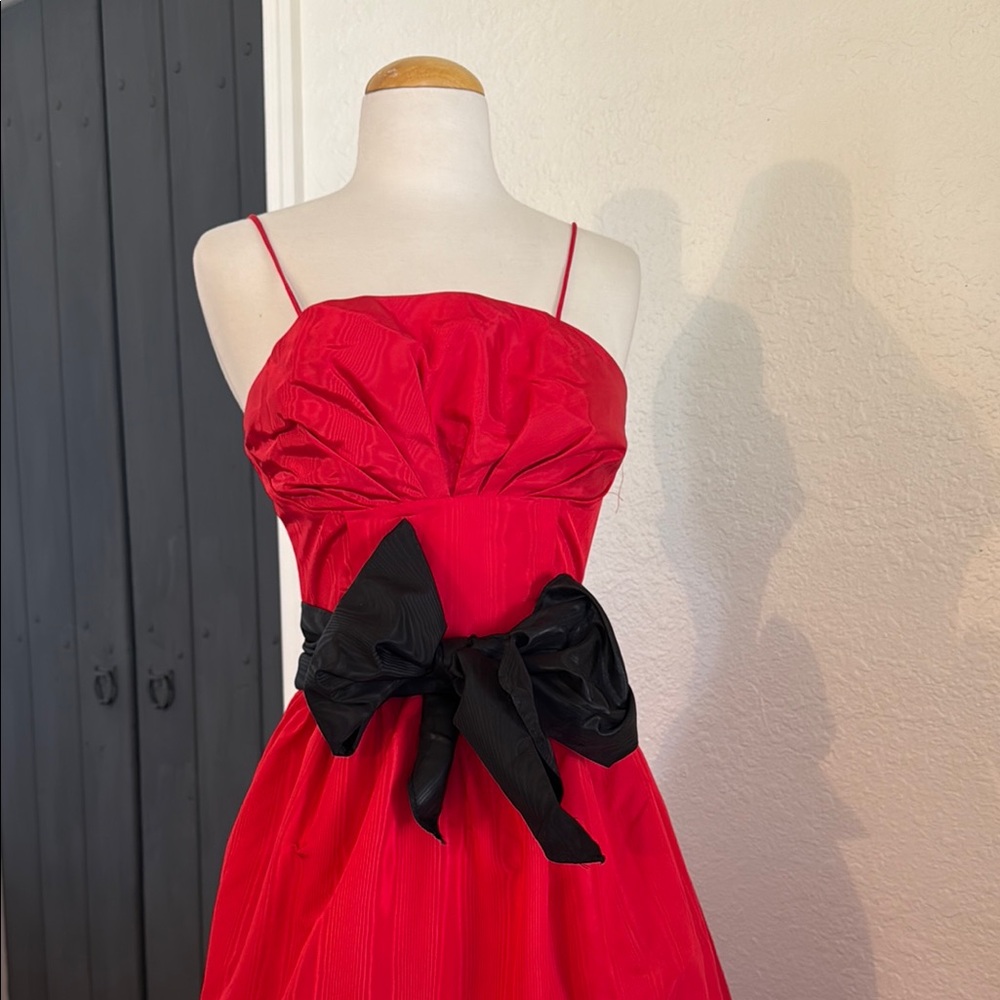 GLENROB VINTAGE DRESS - Picture 2 of 13